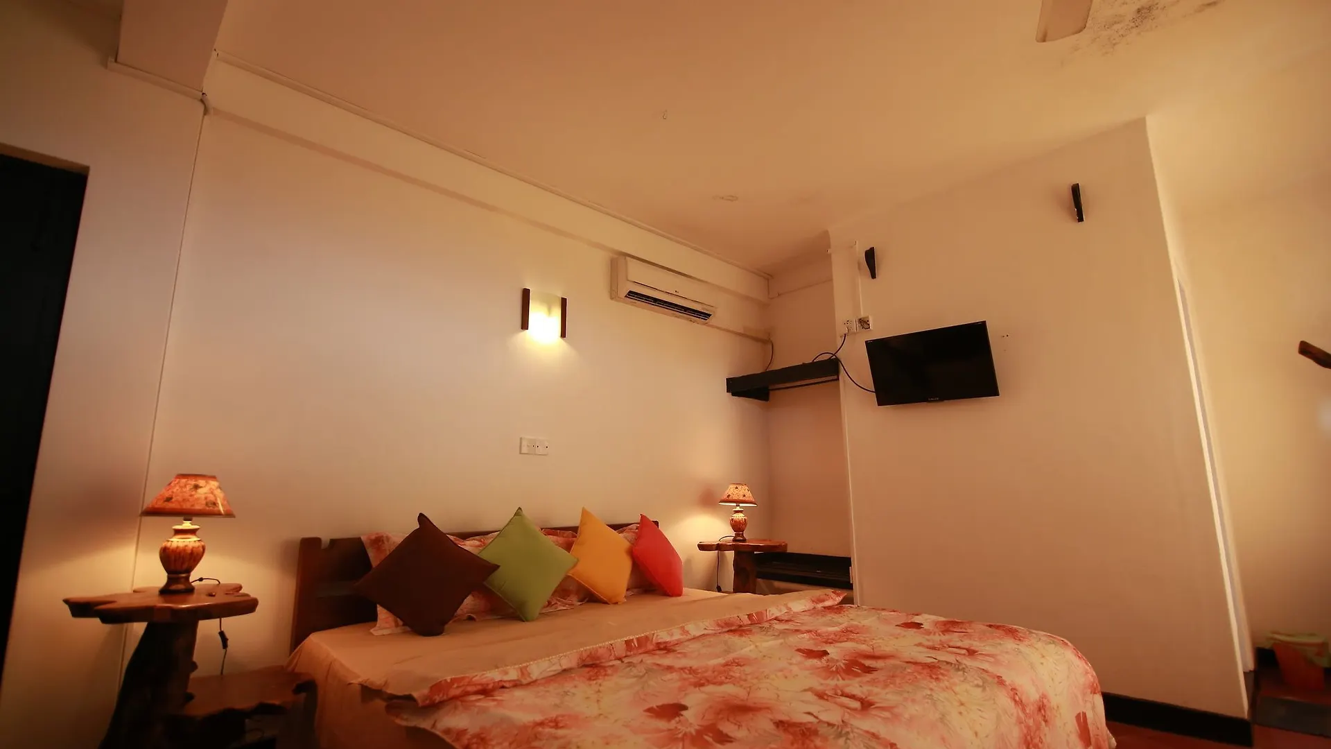 Mahaweli Regent Hotel Kandy